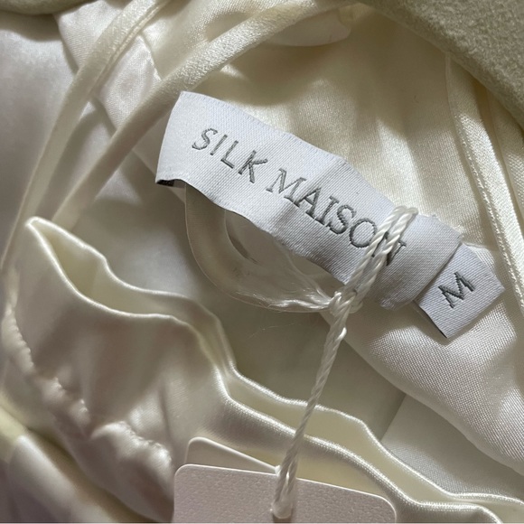 Silk Maison Pearl White Blazer Pant Set NWT - Picture 11 of 11